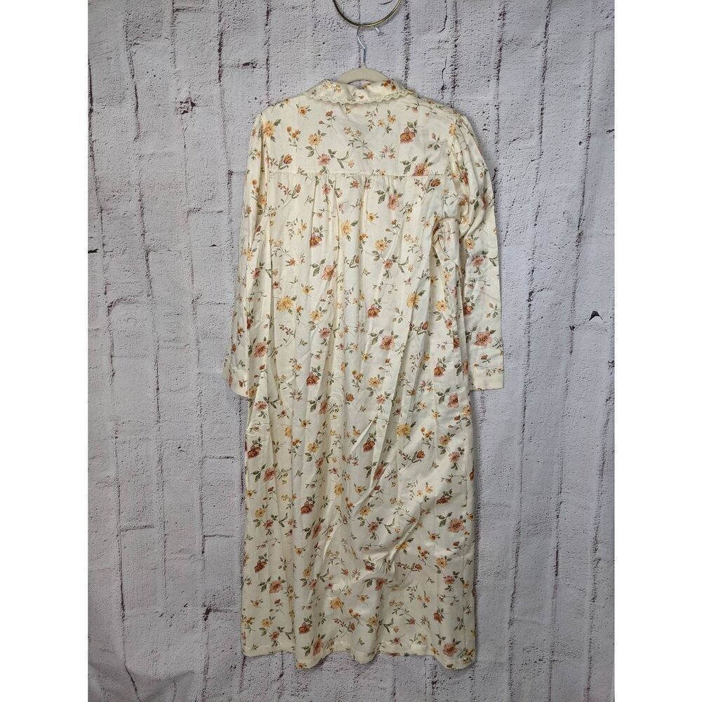 Barbizon Cream‎ Satin Floral Nightgown House Dress Lace Trim sz L Large NWT - Picture 4 of 9